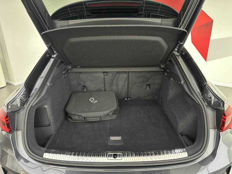 Audi Q3 Sportback 45 TFSIe 245 ch S tronic 6 S line  occasion  SAINT-OUEN - photo n8