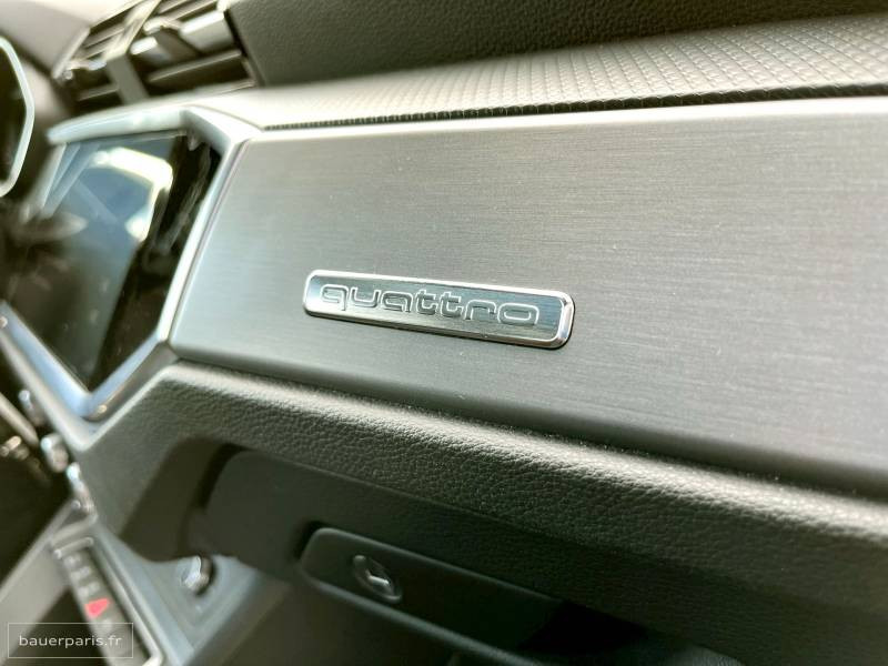 Audi Q3 VP 40 TFSI 190 ch S tronic 7 Quattro S line  occasion à NANTERRE - photo n°4