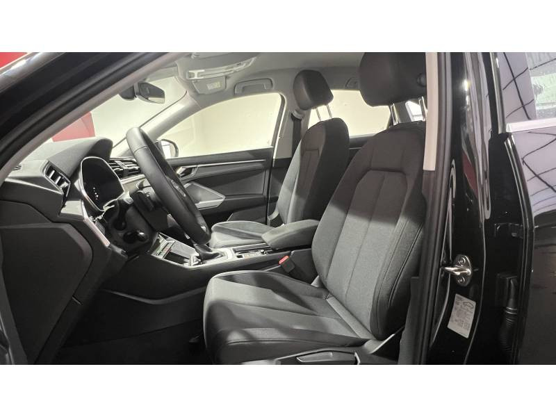 Audi Q3 VP Sportback 45 TFSIe 245 ch S tronic 6 Business Executive  occasion  Paris - photo n10