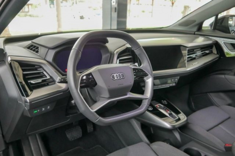 Audi Q4 e-tron 35 E-TRON 170CH  occasion à Villenave-d'Ornon - photo n°4