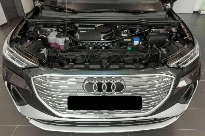 Audi Q4 Sportback e-tron 35 E-TRON 170CH S LINE  occasion à Villenave-d'Ornon - photo n°10