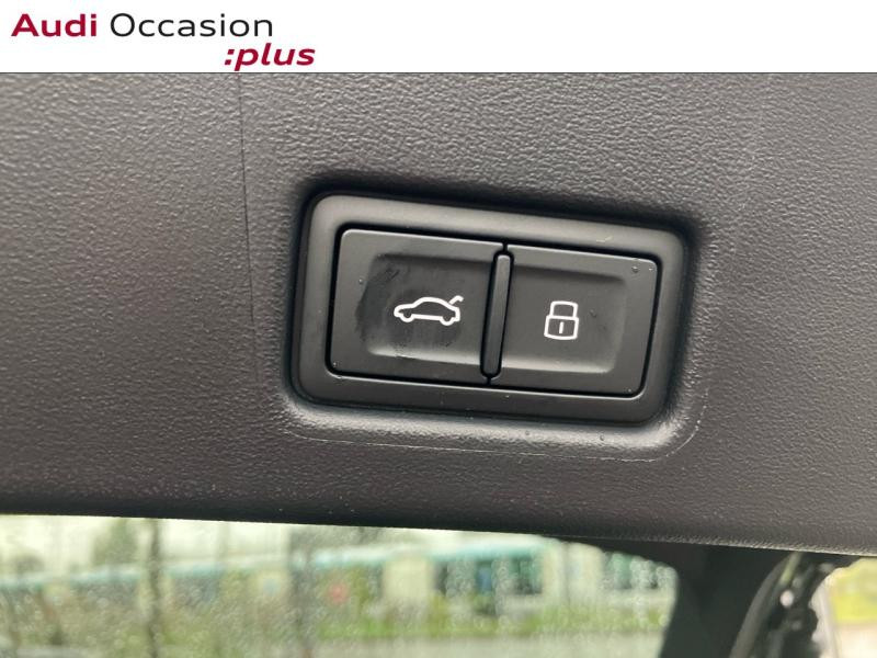 Audi Q4 45 e-tron 285ch + Pack S line  occasion à VELIZY VILLACOUBLAY - photo n°9