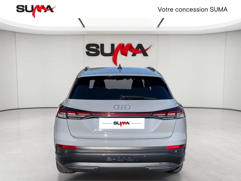 Audi Q4 Q4 e-tron 40 204 ch 82 kW 2022 - photo n°4 Audi Q4 Q4 e-tron 40 204 ch 82 kW  occasion à CHARMEIL - photo n°4