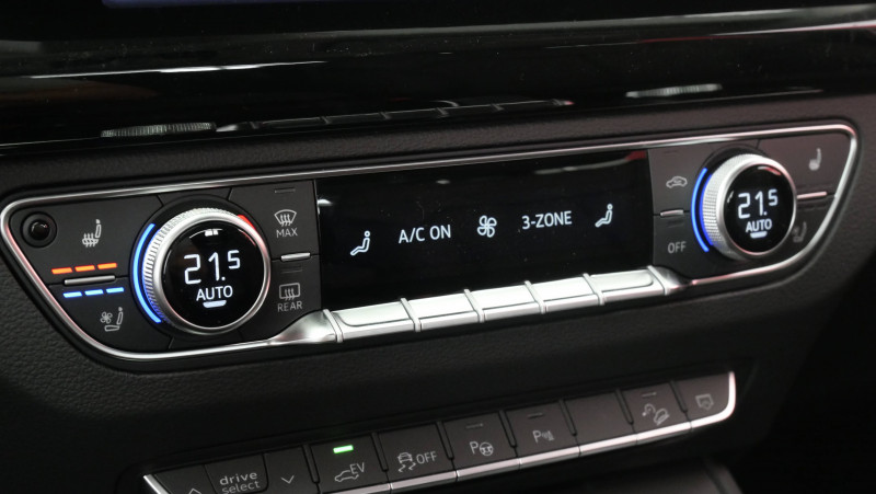 Audi Q5 SPORTBACK Q5 Sportback 50 TFSIe 299 S tronic 7 Quattro  occasion  La Rochelle - photo n7