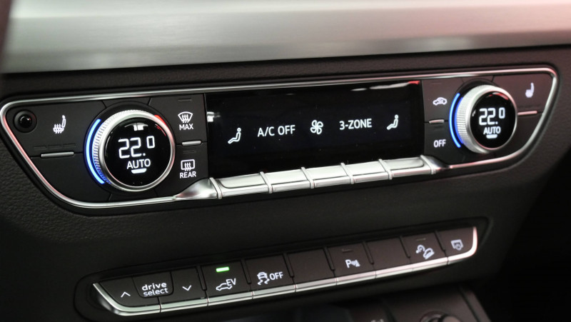 Audi Q5 SPORTBACK Q5 Sportback 55 TFSIe 367 S tronic 7 Quattro  occasion  La Rochelle - photo n10