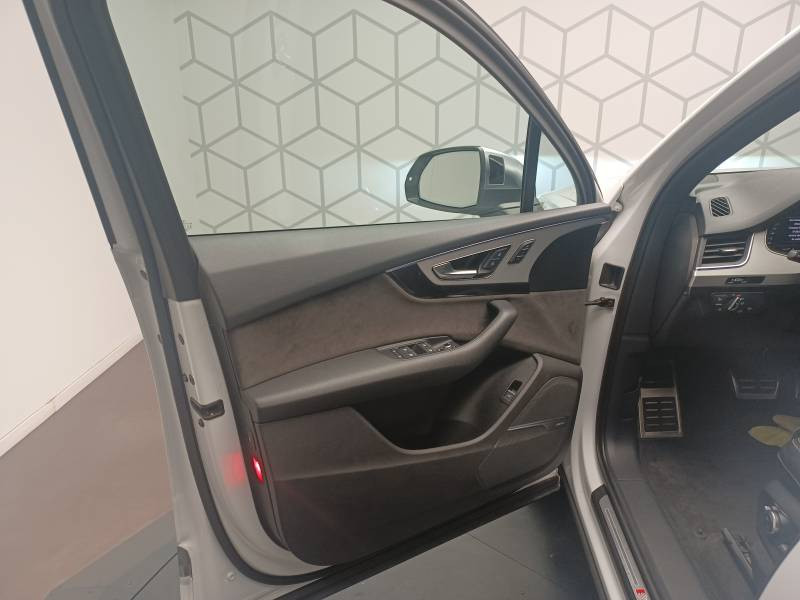 Audi Q7 SQ7 V8 4.0 TDI Clean Diesel 435 Tiptronic 8 Quattro 7pl  occasion � Lormont - photo n�15