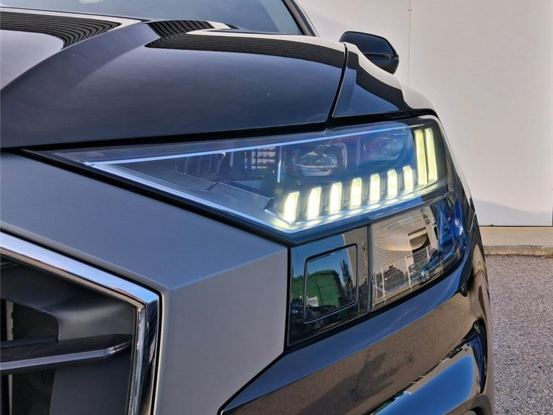 Audi Q8 55 TFSI E 381 TIPTRONIC 8 QUATTRO S line  occasion � PERPIGNAN - photo n�6