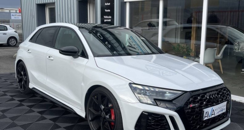 Audi RS3 Berline IV 2.5 TFSI 400ch quattro S tronic 7 2022 - photo n°4 Audi RS3 Berline IV 2.5 TFSI 400ch quattro S tronic 7  occasion à Gouesnou - photo n°4