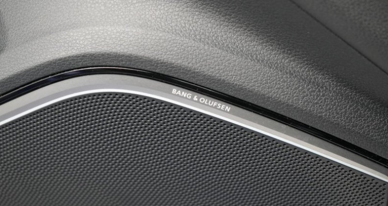Audi RS3 PANO SHZ MATRIX ACC B&O INDIVIDUAL RAUTE  - photo n°5 Audi RS3 PANO SHZ MATRIX ACC B&O INDIVIDUAL RAUTE  occasion à LEIMBACH - photo n°5