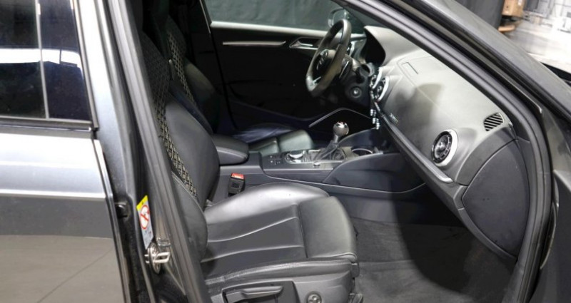 Audi RS3 Sportback 2.5 TFSI quattro B&O DAB 280 km h  - photo n°5 Audi RS3 Sportback 2.5 TFSI quattro B&O DAB 280 km h  occasion à LEIMBACH - photo n°5