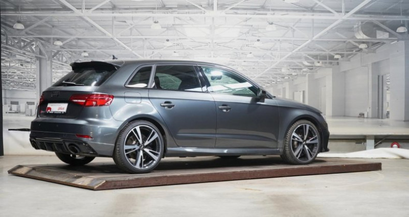 Audi RS3 Sportback 2.5 TFSI quattro B&O DAB 280 km h  - photo n°3 Audi RS3 Sportback 2.5 TFSI quattro B&O DAB 280 km h  occasion à LEIMBACH - photo n°3