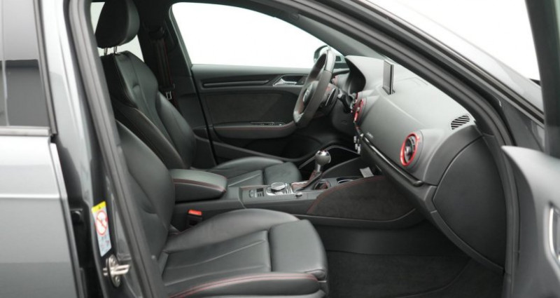 Audi RS3 Sportback MATRIX B&O LEDER RAUTE NAVI VIRT  - photo n°4 Audi RS3 Sportback MATRIX B&O LEDER RAUTE NAVI VIRT  occasion à LEIMBACH - photo n°4
