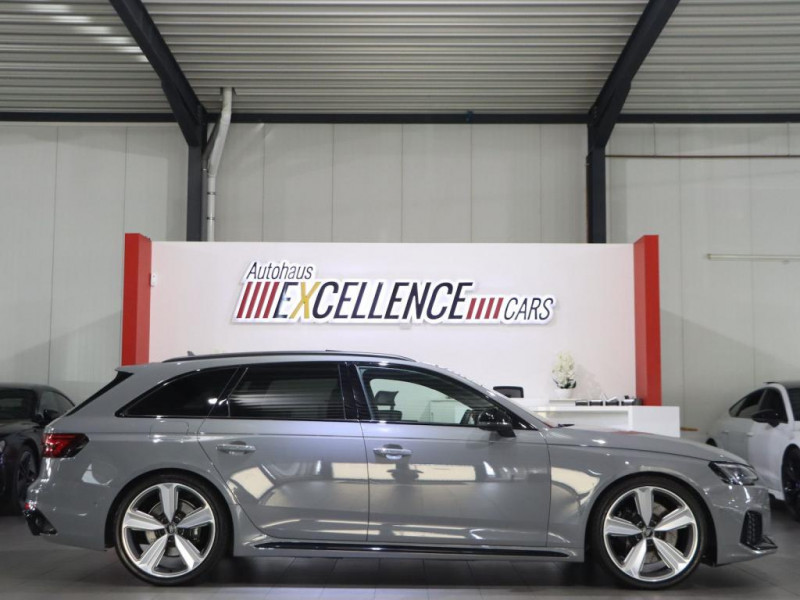 Audi RS4 Avant Avant 2.9 TFSI Q NARDO+BLACK+CARBON / PANO 2019 - photo n°13 Audi RS4 Avant Avant 2.9 TFSI Q NARDO+BLACK+CARBON / PANO  occasion à L'Union - photo n°13