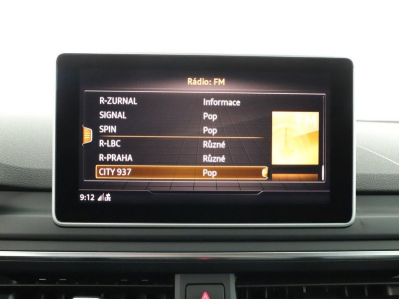 Audi RS4 Avant V6 Biturbo 2019 , 4X4, Automatik, 2019 - photo n°9 Audi RS4 Avant V6 Biturbo 2019 , 4X4, Automatik,  occasion à L'Union - photo n°9