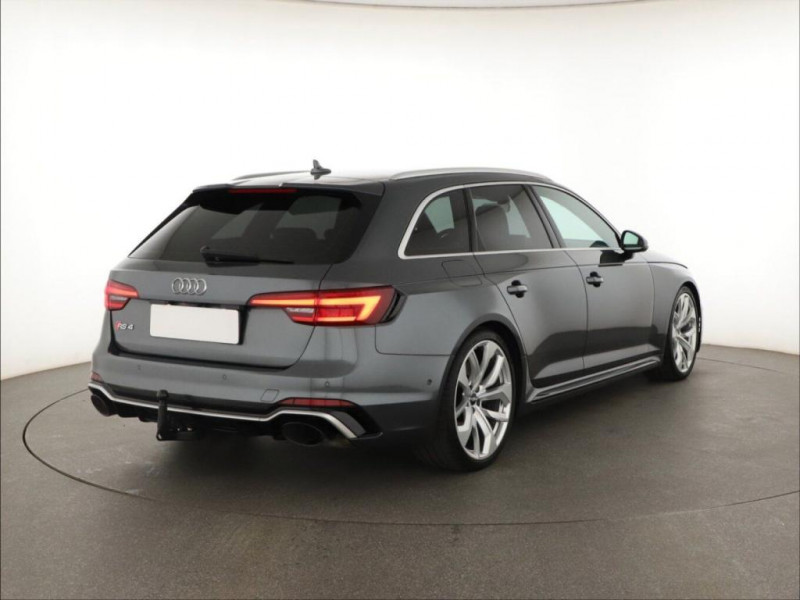 Audi RS4 Avant V6 Biturbo 2019 , 4X4, Automatik, 2019 - photo n°5 Audi RS4 Avant V6 Biturbo 2019 , 4X4, Automatik,  occasion à L'Union - photo n°5
