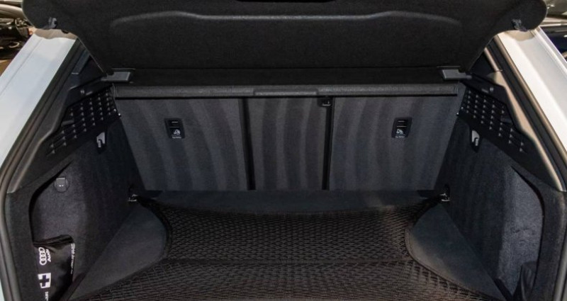 Audi S3 Sportback 2.0 TFSI qu Matrix Pano Cam 2022 - photo n°6 Audi S3 Sportback 2.0 TFSI qu Matrix Pano Cam  occasion à sarcelles - photo n°6