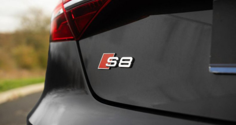 Audi S8 V8 4.0 TFSI 520 Tiptronic 8 Quattro Sport 2015 - photo n°5 Audi S8 V8 4.0 TFSI 520 Tiptronic 8 Quattro Sport  occasion à Dieudonné - photo n°5