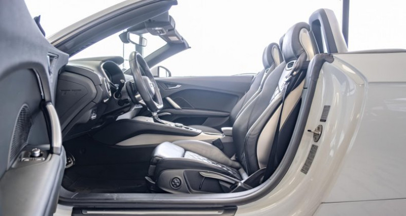 Audi TT roadster Quattro 2.0 TFSI 230 S-tronic S-Line 2016 - photo n°5 Audi TT roadster Quattro 2.0 TFSI 230 S-tronic S-Line  occasion à Tôtes - photo n°5