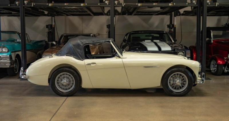 Austin healey 3000 BT7 Roadster 1960 - photo n°3 Austin healey 3000 BT7 Roadster  occasion à LYON - photo n°3