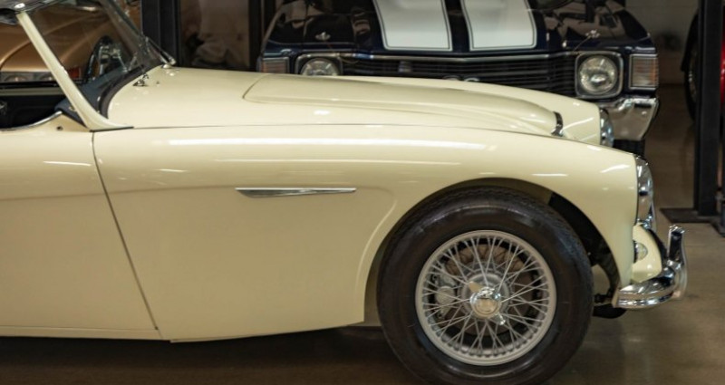 Austin healey 3000 BT7 Roadster 1960 - photo n°4 Austin healey 3000 BT7 Roadster  occasion à LYON - photo n°4