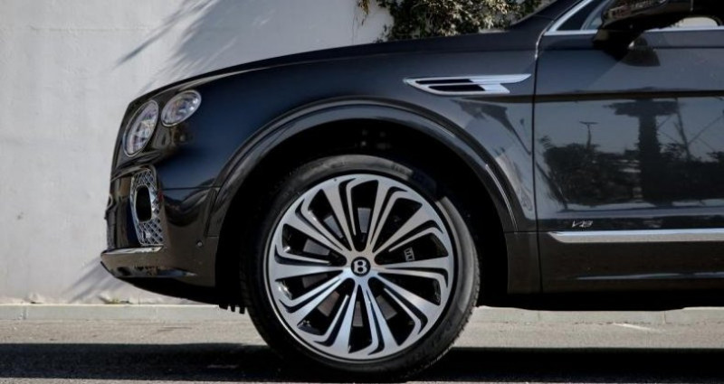 Bentley Bentayga 4.0 V8 550ch 2022 - photo n°7 Bentley Bentayga 4.0 V8 550ch  occasion à Monaco - photo n°7
