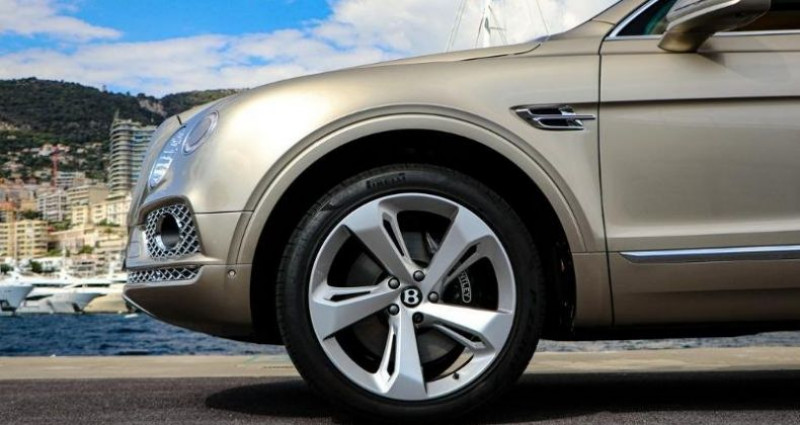 Bentley Bentayga 6.0 W12 608ch  occasion à Monaco - photo n°7