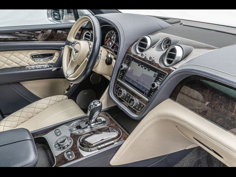 Bentley Bentayga W12 6.0 608 ch BVA  occasion à BEAUPUY - photo n°8