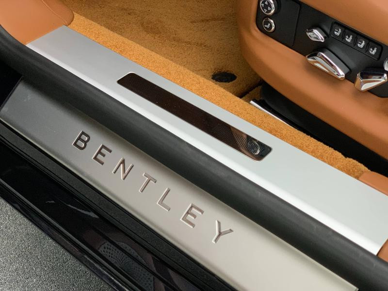 Bentley CONTINENTAL FLYING SPUR 3 III 4.0 V8 550ch BVA  occasion à MOUGINS - photo n°10
