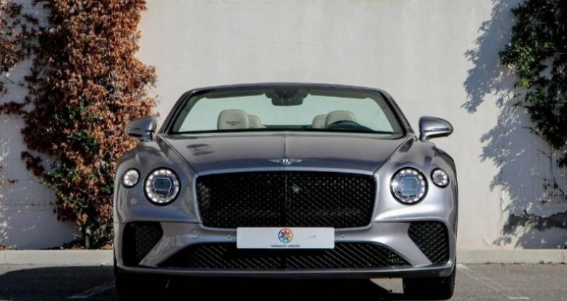 Bentley CONTINENTAL GTC V8 4.0 550ch 2022 - photo n°2 Bentley CONTINENTAL GTC V8 4.0 550ch  occasion à Monaco - photo n°2