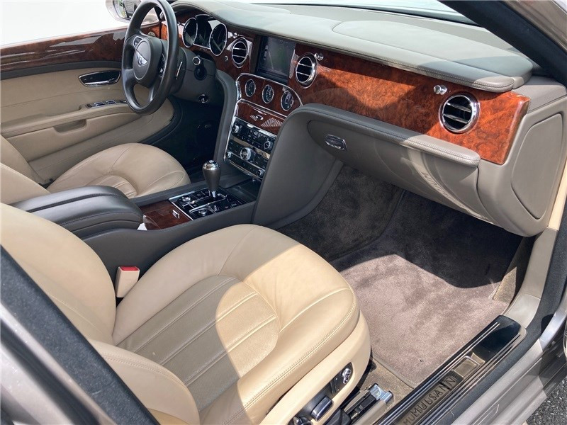 Bentley Mulsanne V8 6.75 512 CH A Beige occasion à MERIGNAC - photo n°18