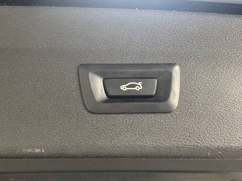 Bmw 116 sDrive 16d 116 ch Lounge 2020 - photo n°8 Bmw 116 sDrive 16d 116 ch Lounge  occasion à Béziers - photo n°8