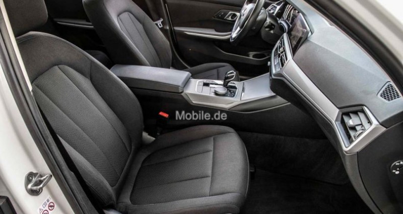 Bmw 318 318d Touring Advantage Navi HeadUp PDC  occasion  LEIMBACH - photo n3