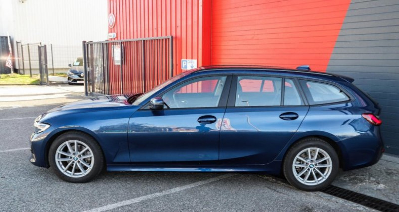 Bmw 318 touring 318d Lounge BVA 2022 - photo n°2 Bmw 318 touring 318d Lounge BVA  occasion à Saint-Égrève - photo n°2