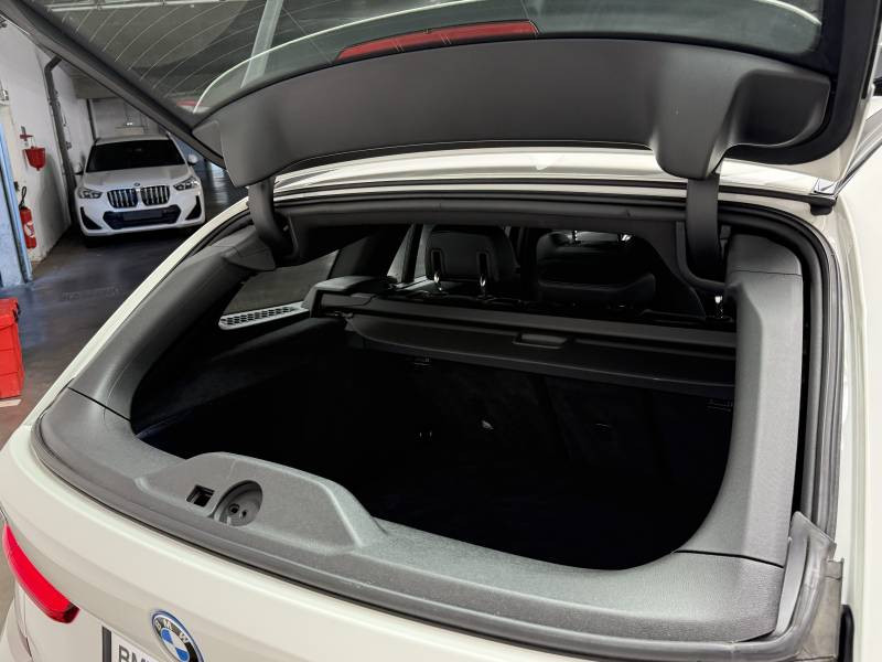 Bmw 320 Touring 320e xDrive 204 ch BVA8 M Sport  occasion � Lormont - photo n�16