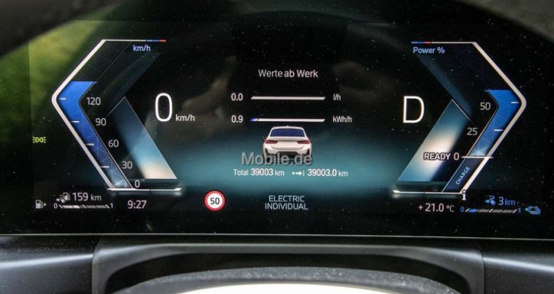 Bmw 330 330 e Touring M Sportpaket AHK RfKam. Navi HeadUp  - photo n°6 Bmw 330 330 e Touring M Sportpaket AHK RfKam. Navi HeadUp  occasion à LEIMBACH - photo n°6