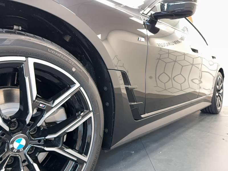 Bmw i4 eDrive40 340 ch BVA M Sport 2025 - photo n°18 Bmw i4 eDrive40 340 ch BVA M Sport  occasion à Limoges - photo n°18