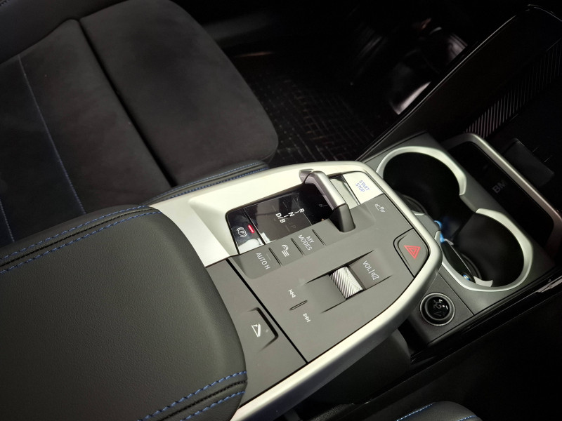 Bmw iX iX2 eDrive20 204ch BVA M Sport 5p 2025 - photo n°6 Bmw iX iX2 eDrive20 204ch BVA M Sport 5p  occasion à Carcassonne - photo n°6