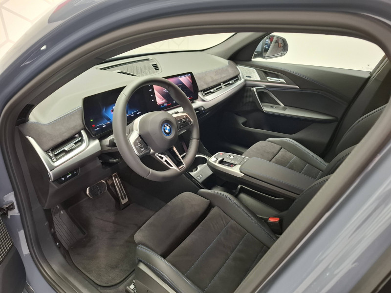 Bmw iX iX2 eDrive20 204ch BVA M Sport 5p 2025 - photo n°4 Bmw iX iX2 eDrive20 204ch BVA M Sport 5p  occasion à Carcassonne - photo n°4