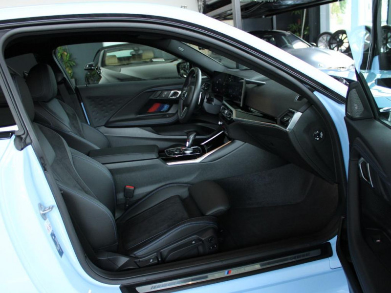 Bmw M2 COUPE AUT. NUR 5.809KM DRIVERS-PACKAGE 1-HAND 2024 - photo n°10 Bmw M2 COUPE AUT. NUR 5.809KM DRIVERS-PACKAGE 1-HAND  occasion à L'Union - photo n°10