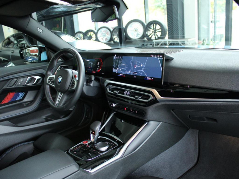 Bmw M2 COUPE AUT. NUR 5.809KM DRIVERS-PACKAGE 1-HAND 2024 - photo n°11 Bmw M2 COUPE AUT. NUR 5.809KM DRIVERS-PACKAGE 1-HAND  occasion à L'Union - photo n°11