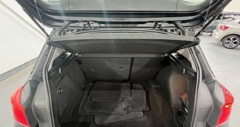 Bmw Serie 1 II 114D F21 LOUNGE 2016 - photo n°7 Bmw Serie 1 II 114D F21 LOUNGE  occasion à Guipavas - photo n°7