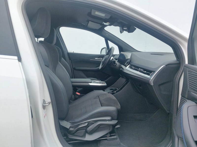 Bmw Serie 2 Active Tourer 218d 150 ch DKG7 M Sport 5p 2022 - photo n°4 Bmw Serie 2 Active Tourer 218d 150 ch DKG7 M Sport 5p  occasion à Boé - photo n°4