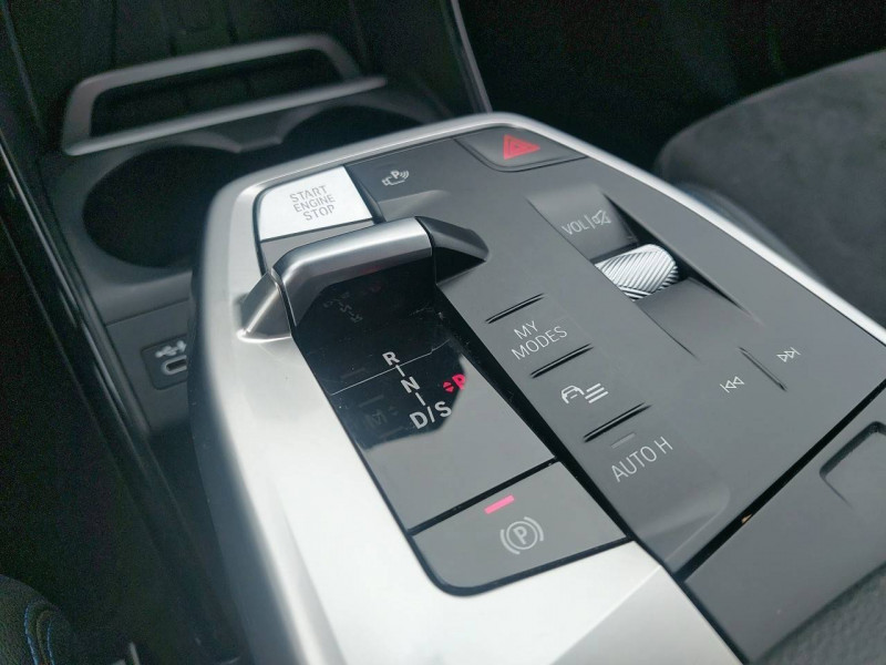 Bmw Serie 2 Active Tourer 218d 150 ch DKG7 M Sport 5p 2022 - photo n°12 Bmw Serie 2 Active Tourer 218d 150 ch DKG7 M Sport 5p  occasion à Boé - photo n°12