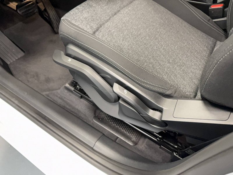 Bmw Serie 2 Active Tourer 218i 136 ch DKG7  5p 2024 - photo n°19 Bmw Serie 2 Active Tourer 218i 136 ch DKG7  5p  occasion à Limoges - photo n°19