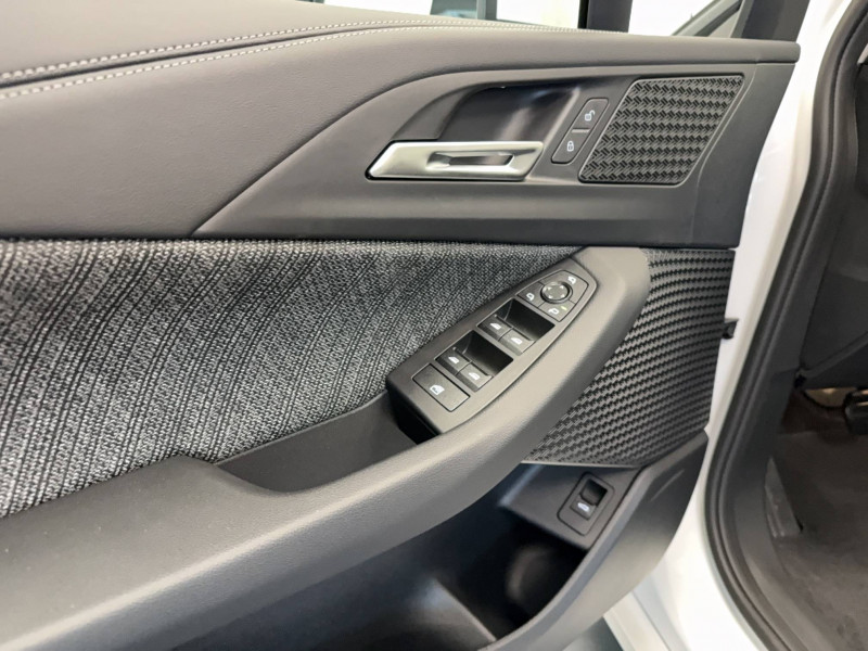 Bmw Serie 2 Active Tourer 218i 136 ch DKG7  5p 2024 - photo n°18 Bmw Serie 2 Active Tourer 218i 136 ch DKG7  5p  occasion à Limoges - photo n°18