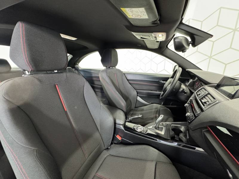 Bmw Serie 2 Coupe 218d 150 ch BVA8 Sport 2017 - photo n°14 Bmw Serie 2 Coupe 218d 150 ch BVA8 Sport  occasion à Tarbes - photo n°14