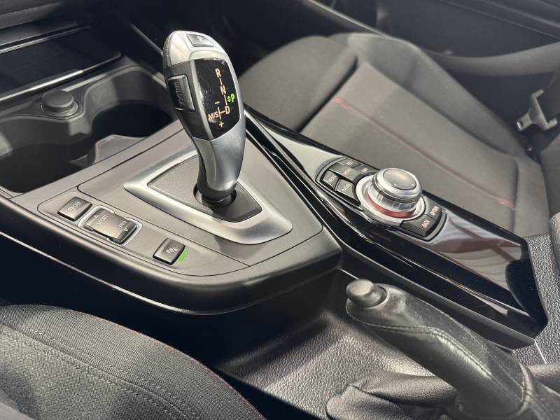 Bmw Serie 2 Coupe 218d 150 ch BVA8 Sport 2017 - photo n°9 Bmw Serie 2 Coupe 218d 150 ch BVA8 Sport  occasion à Tarbes - photo n°9