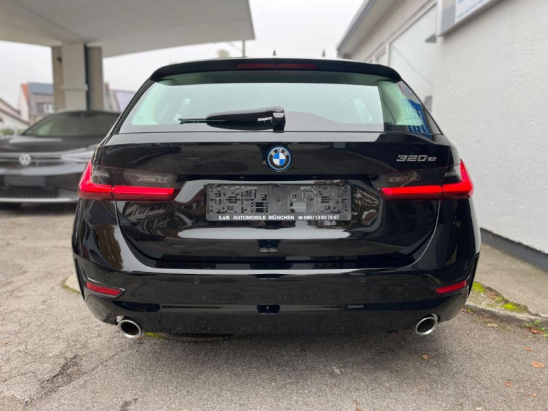 Bmw Serie 3 Touring e Advantage SAG+ Navi+LED + SpurhalteAssist 2022 - photo n°7 Bmw Serie 3 Touring e Advantage SAG+ Navi+LED + SpurhalteAssist  occasion à L'Union - photo n°7