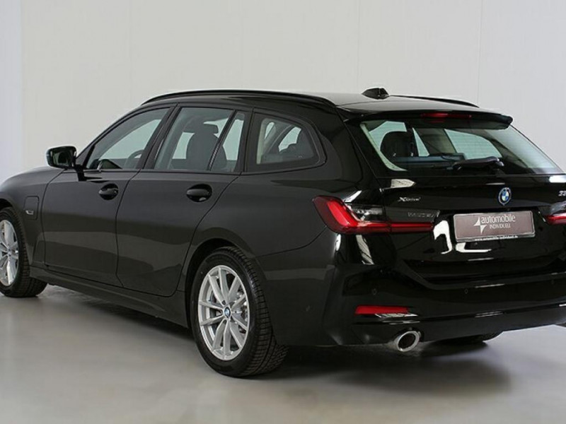 Bmw Serie 3 Touring e Aut. xDr. LED Widescreen HiFi Kamera Wirele 2023 - photo n°4 Bmw Serie 3 Touring e Aut. xDr. LED Widescreen HiFi Kamera Wirele  occasion à L'Union - photo n°4
