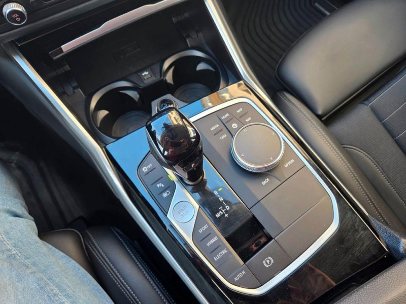 Bmw Serie 3 Touring eT xDrive Sport Line LED NAVI 2022 - photo n°13 Bmw Serie 3 Touring eT xDrive Sport Line LED NAVI  occasion à L'Union - photo n°13
